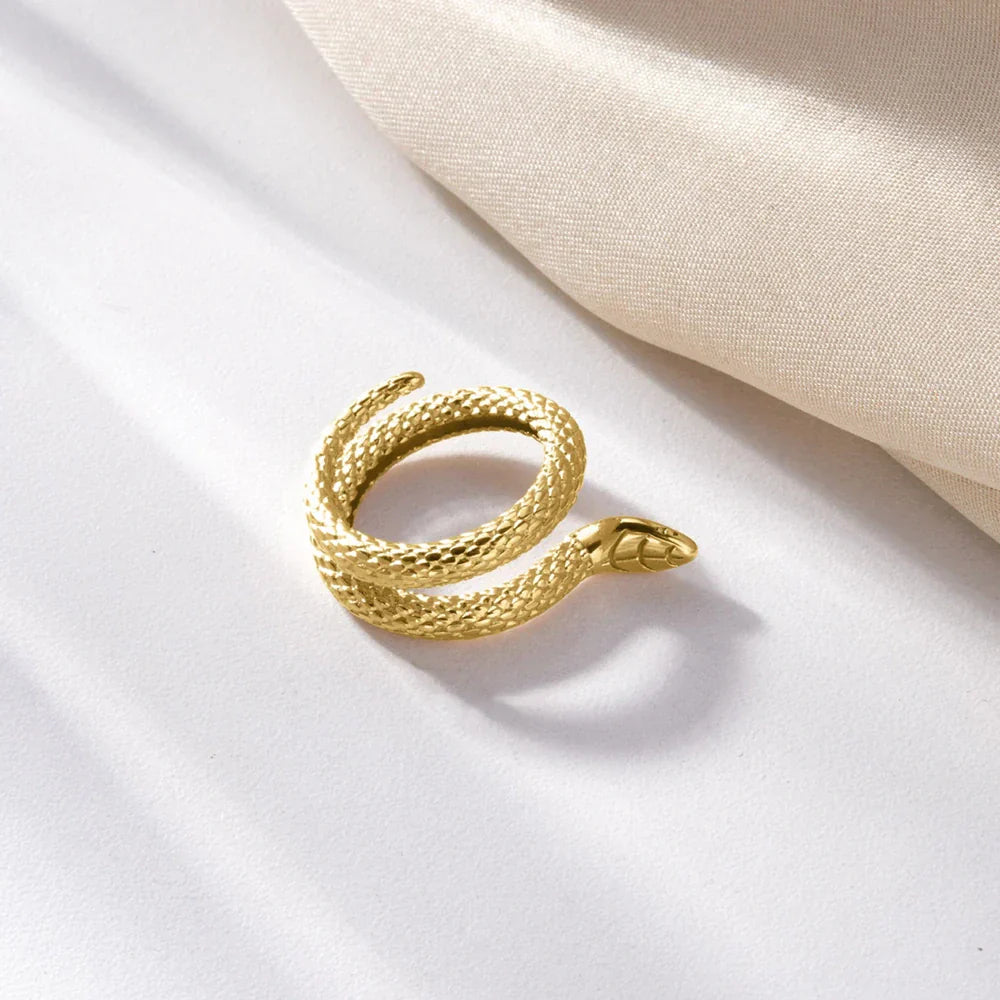 Venom Glow Serpent Ring