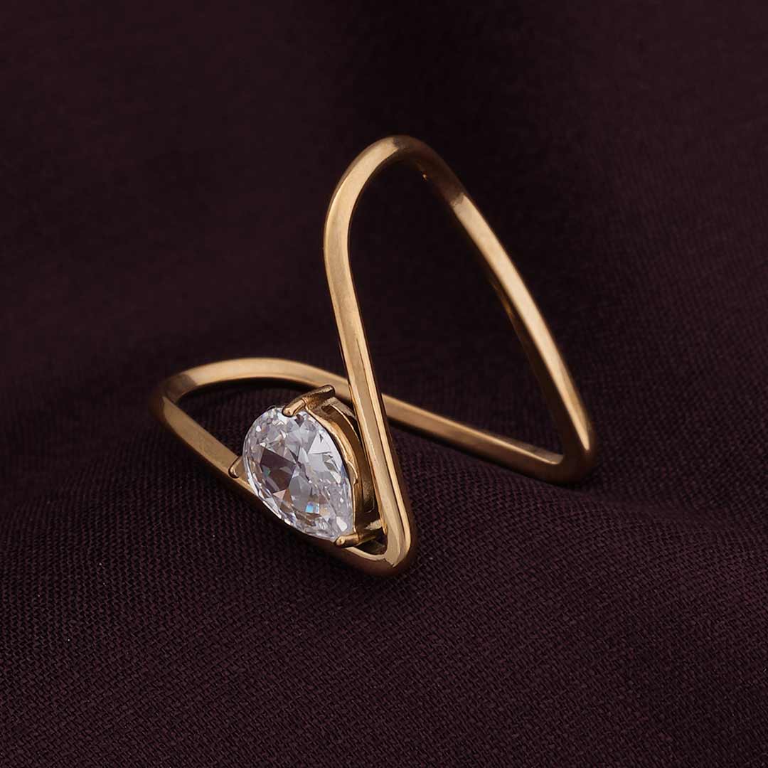 Trendy Vee Diamond Ring