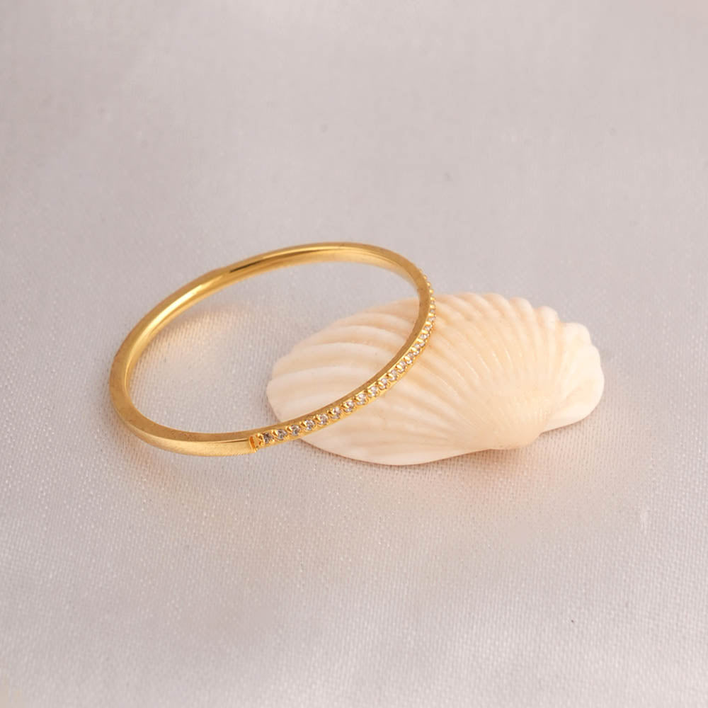 Delicate Stone Studded Band Ring
