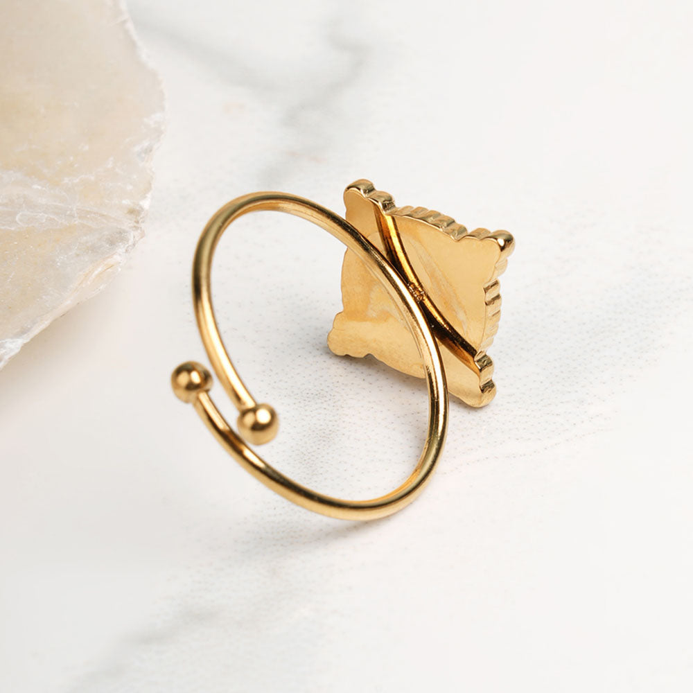 Golden Snowflake Vintage Ring