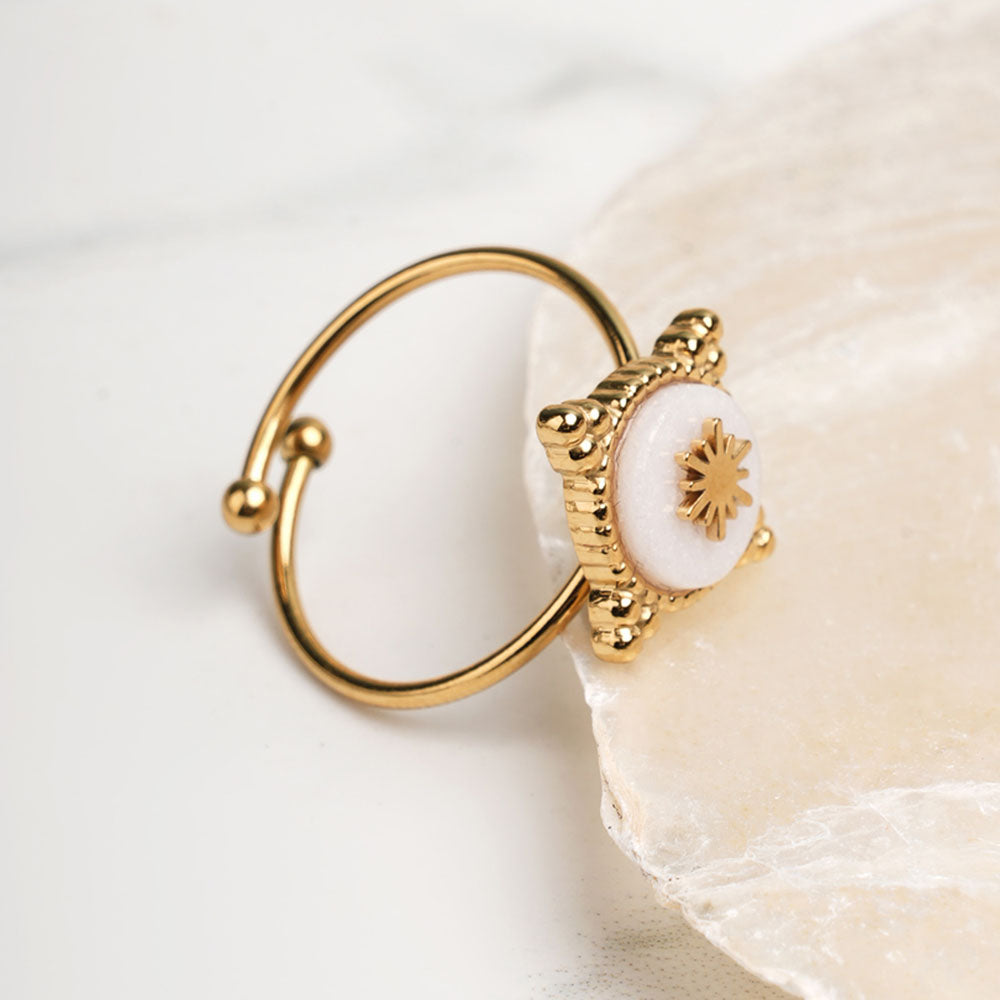 Golden Snowflake Vintage Ring