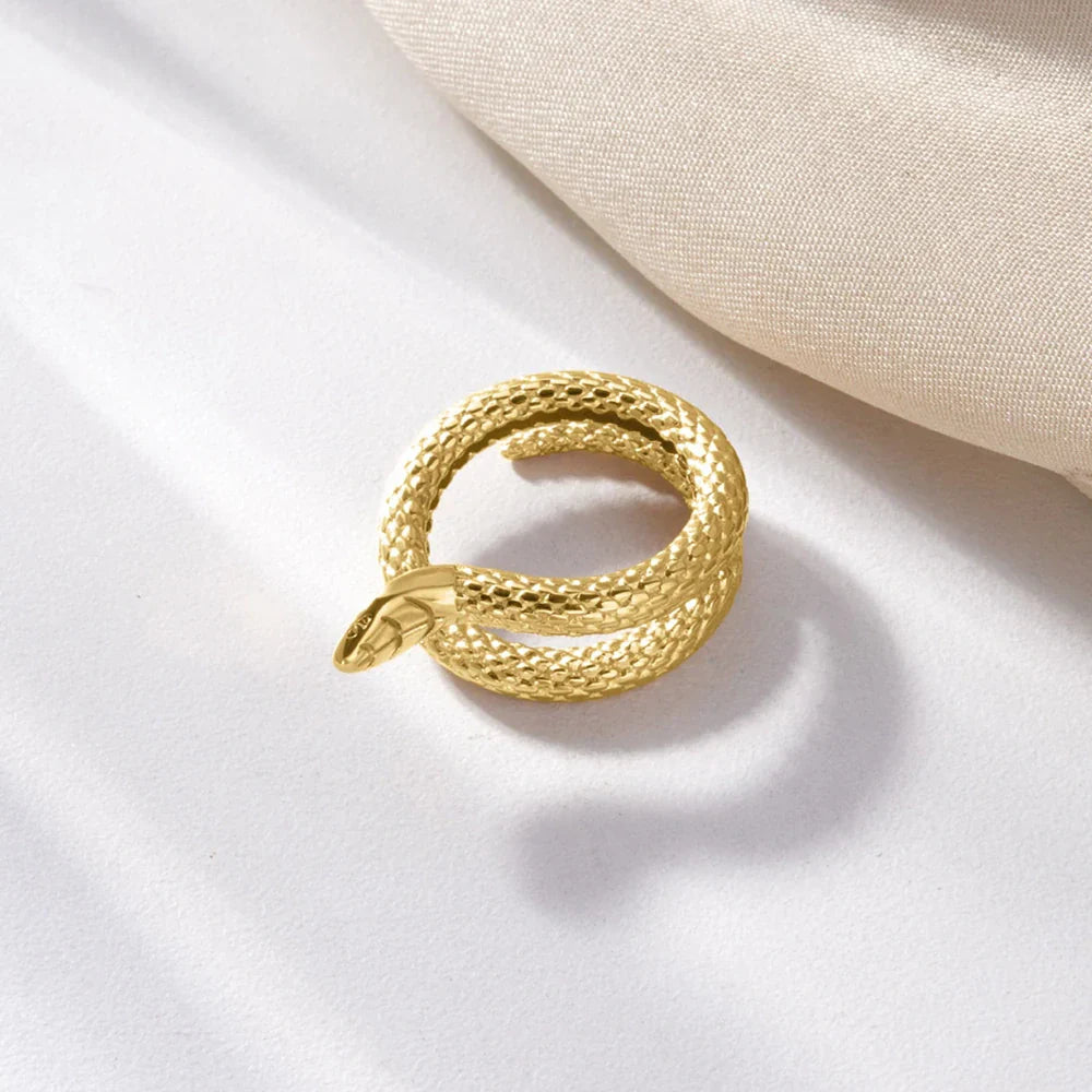 Venom Glow Serpent Ring