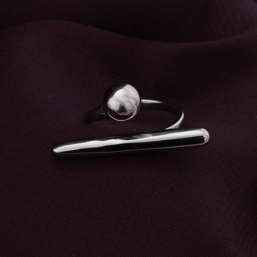 Bar & Ball Adjustable Ring
