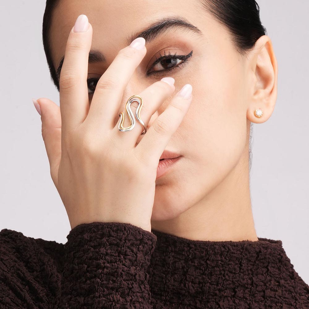 Serpentine Flow Dual-Tone Ring
