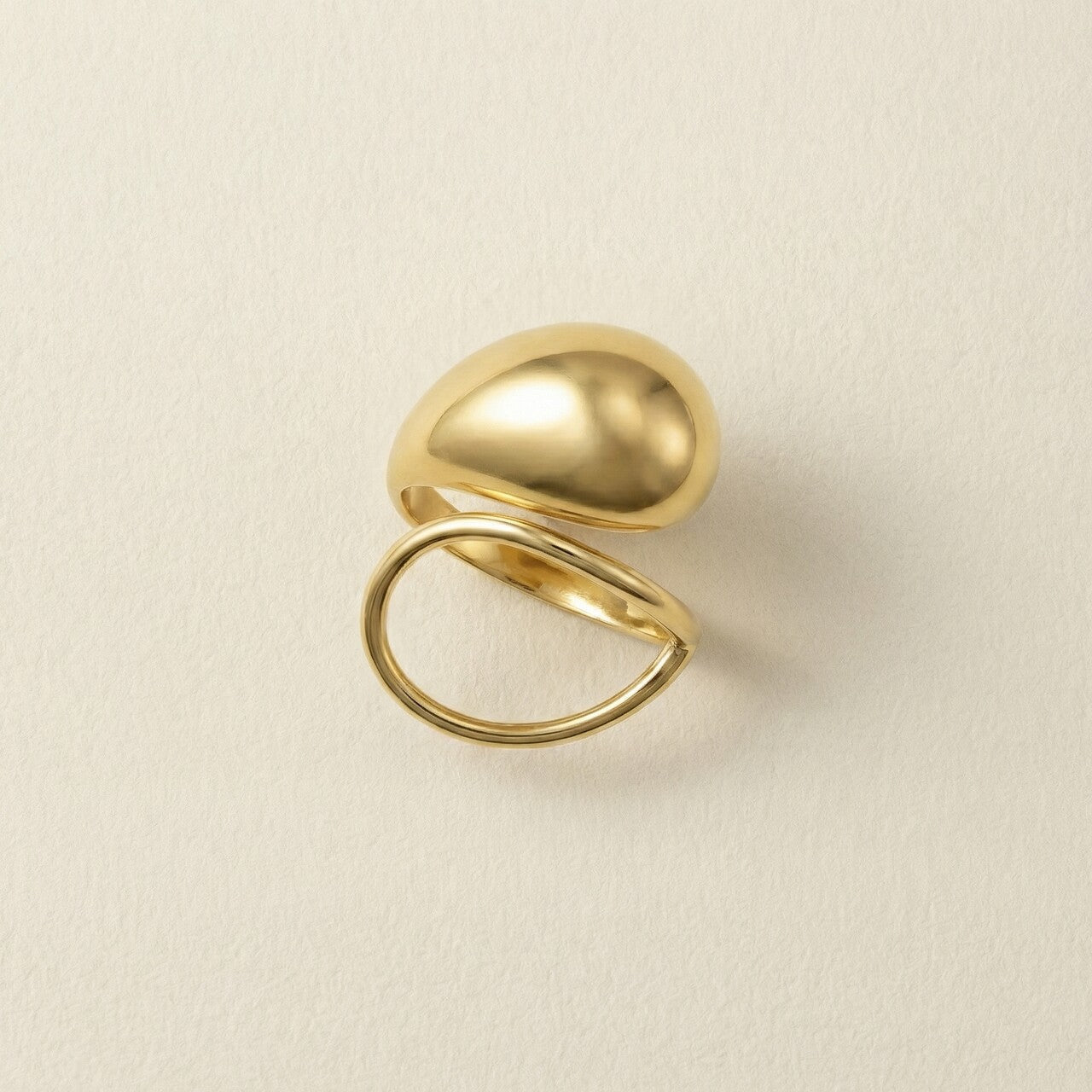 Fluid Form Drop Curve Ring