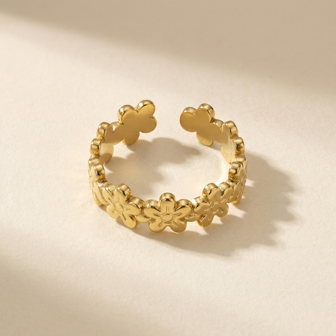 Glided Crownlace Ring