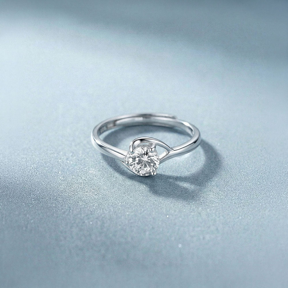 Elegant Solitaire 925 Sterling Silver Ring
