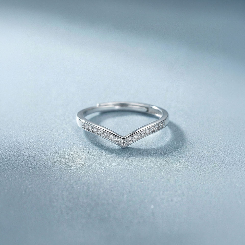 Gleaming Chevron 925 Sterling Silver Ring