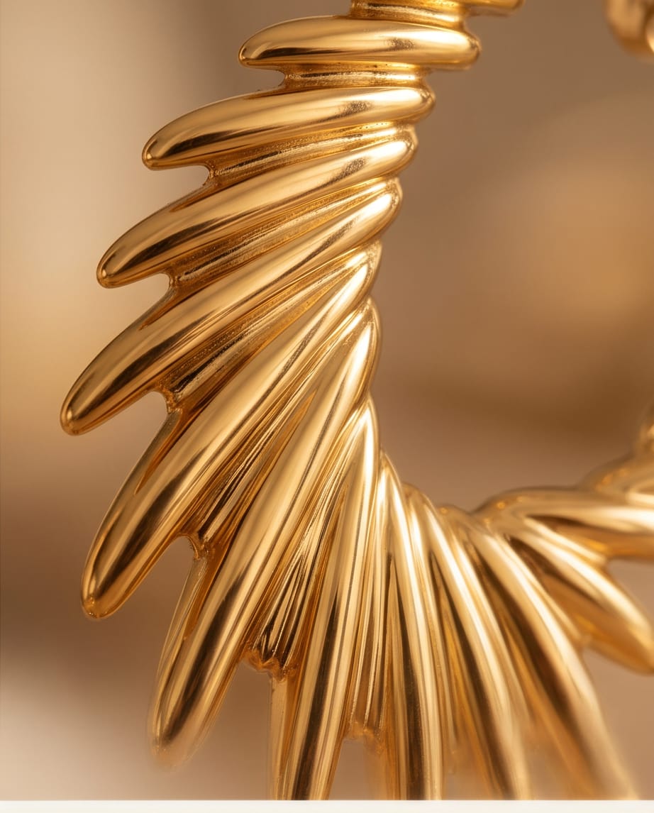 Elegant Gold Feather Earring