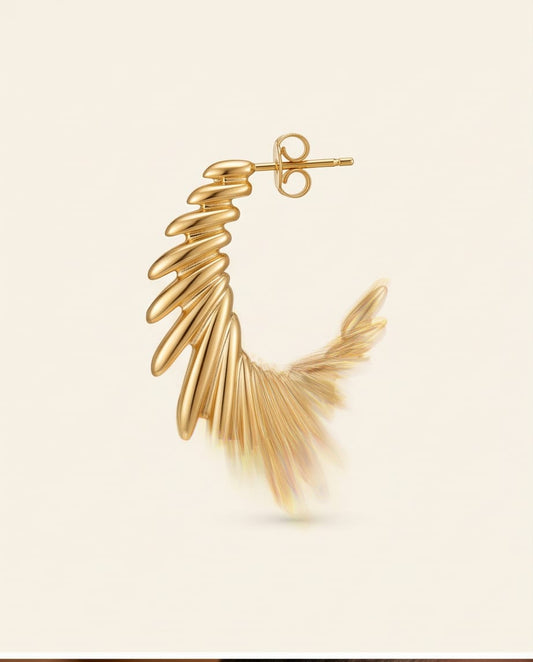 Elegant Gold Feather Earring